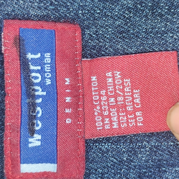 Women's jean jacket by... - Picture 3 of 3